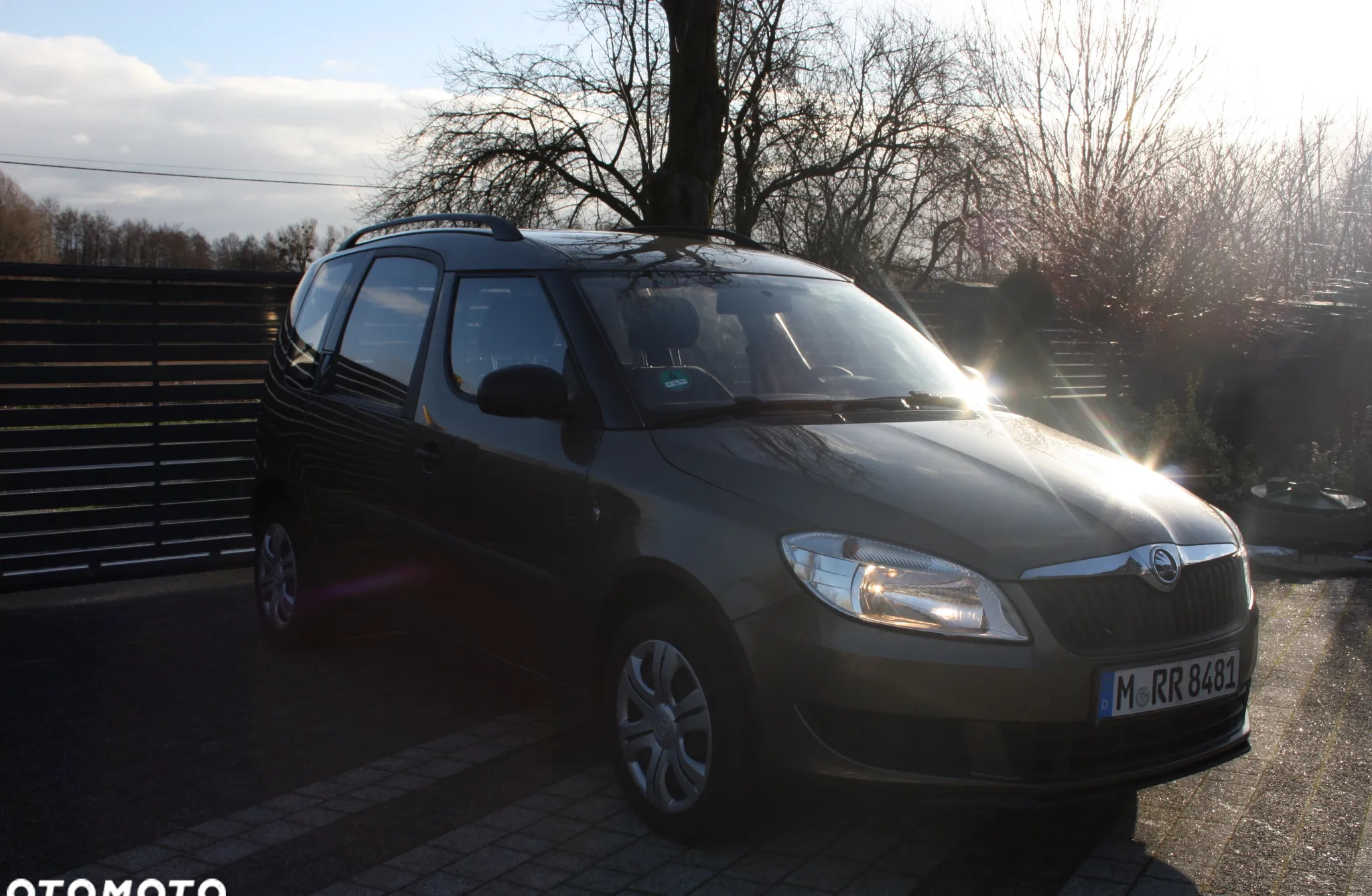 Skoda Roomster cena 29800 przebieg: 159000, rok produkcji 2015 z Piastów małe 172
